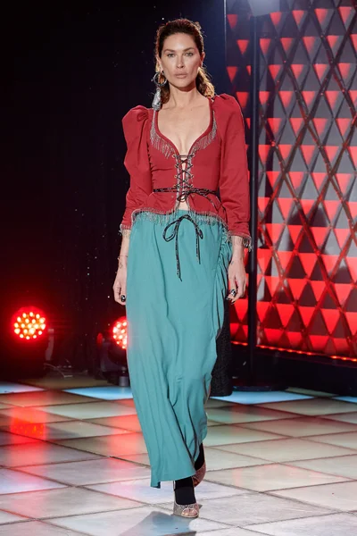 Look 54
